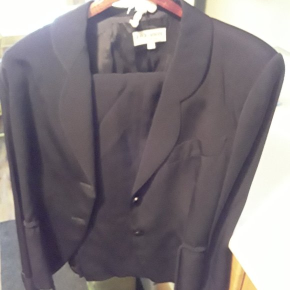 Giorgio Armani womans business jacket pant suit - Picture 1 of 2
